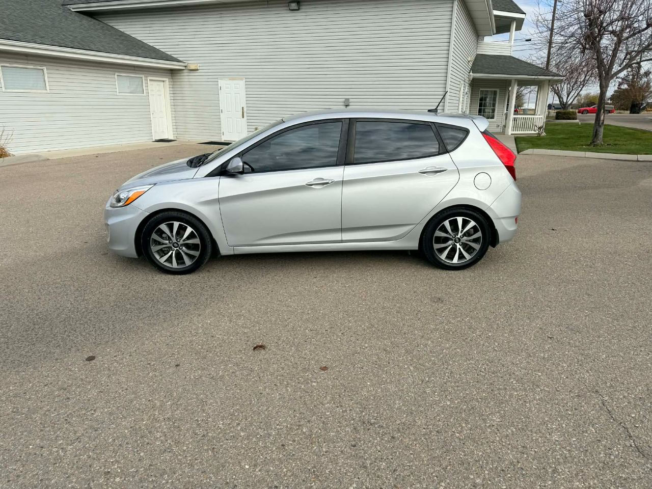 Hyundai Accent  2017