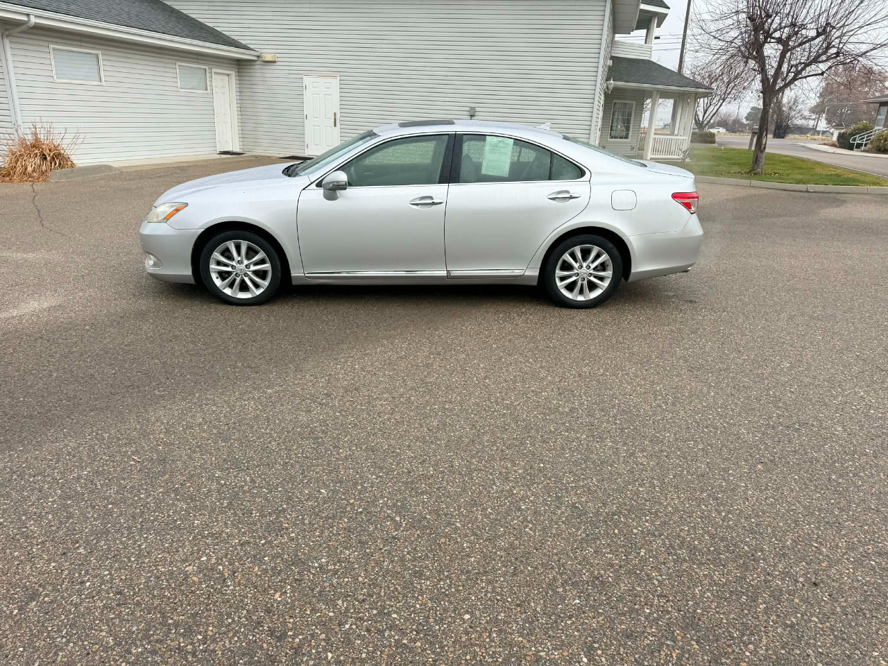 Lexus ES 350  2012