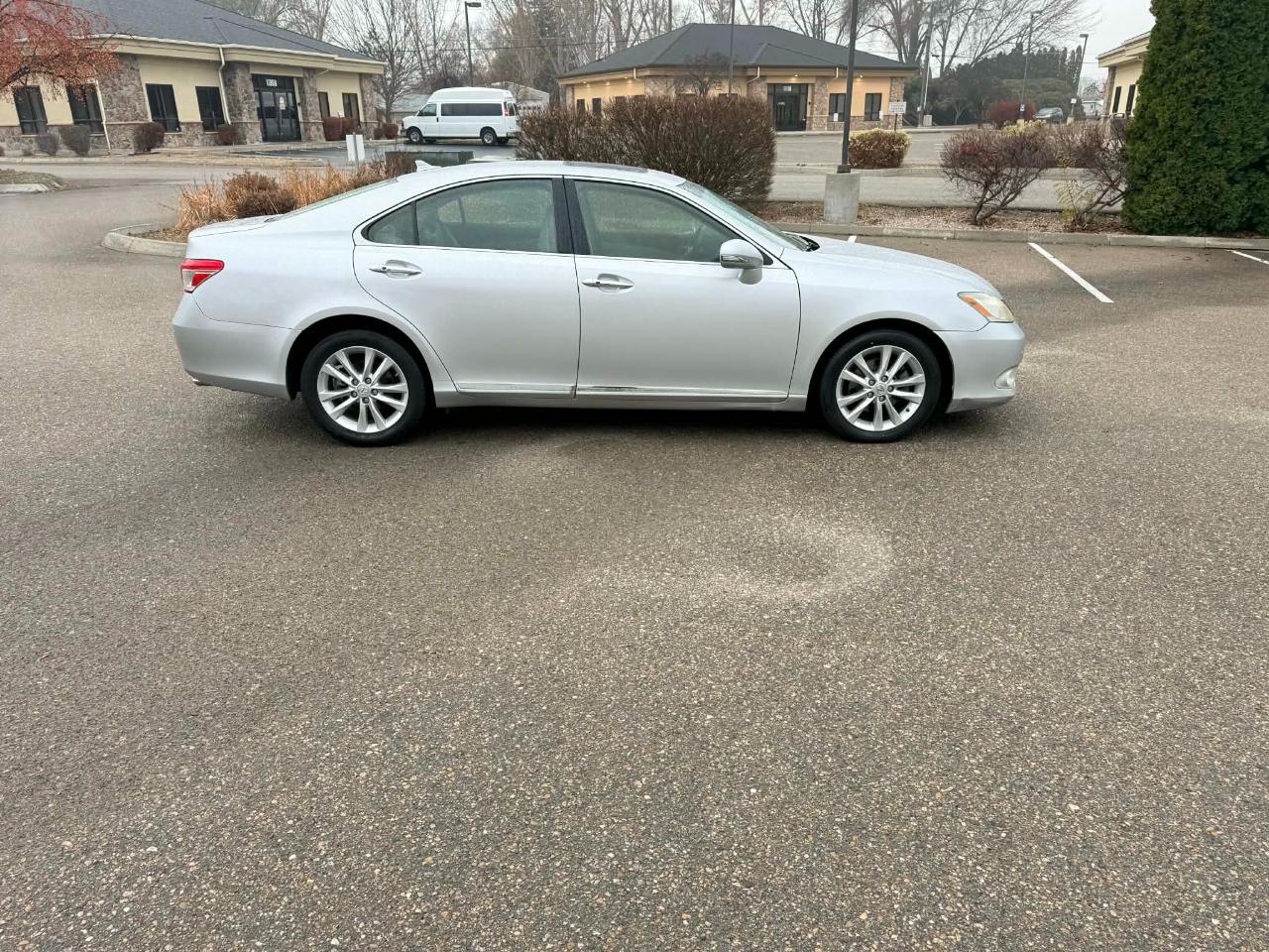Lexus ES 350  2012
