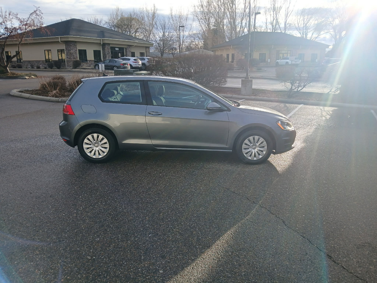 Volkswagen Golf 2dr HB Man Launch Edition *Ltd Avail* 2015