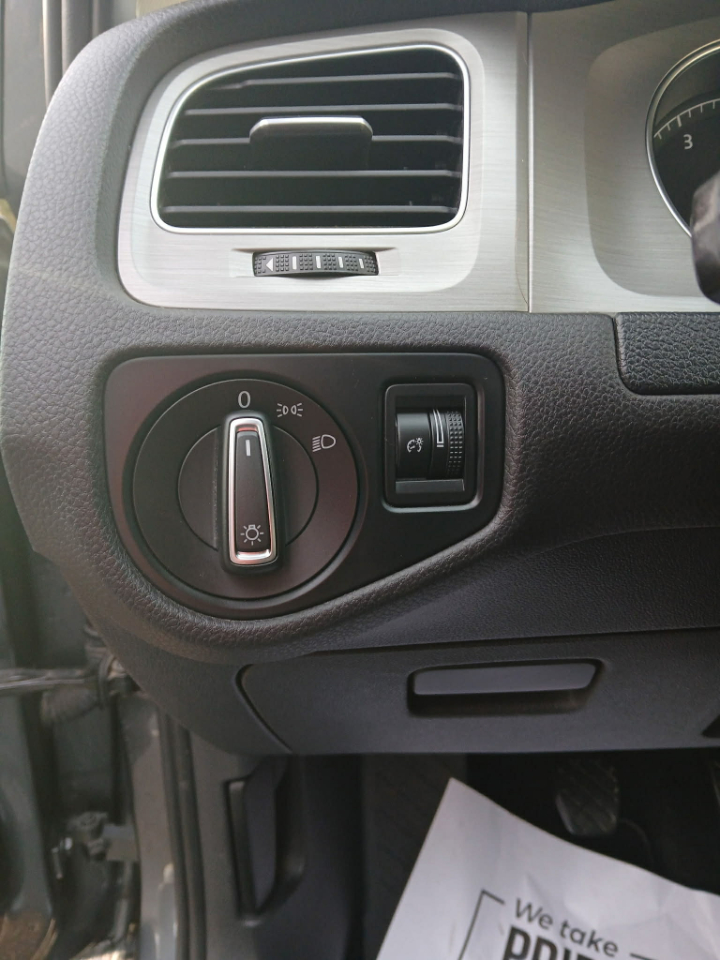 Volkswagen Golf 2dr HB Man Launch Edition *Ltd Avail* 2015