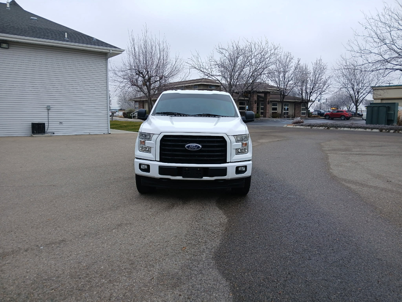 Ford F-150 4WD SuperCab 145" STX 2017