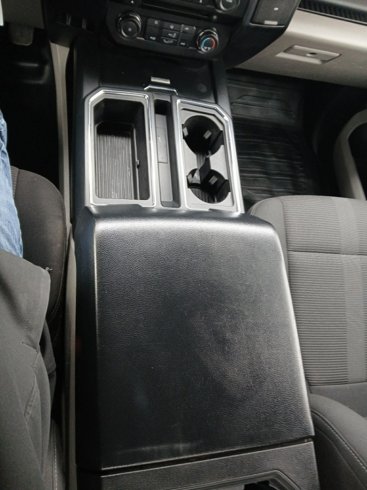 Ford F-150 4WD SuperCab 145" STX 2017