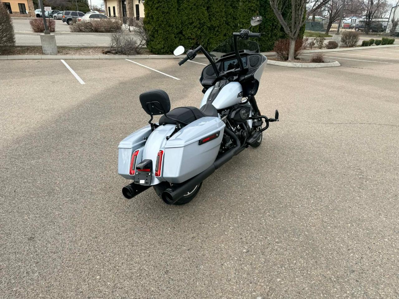 Harley-Davidson FLTRX  2024