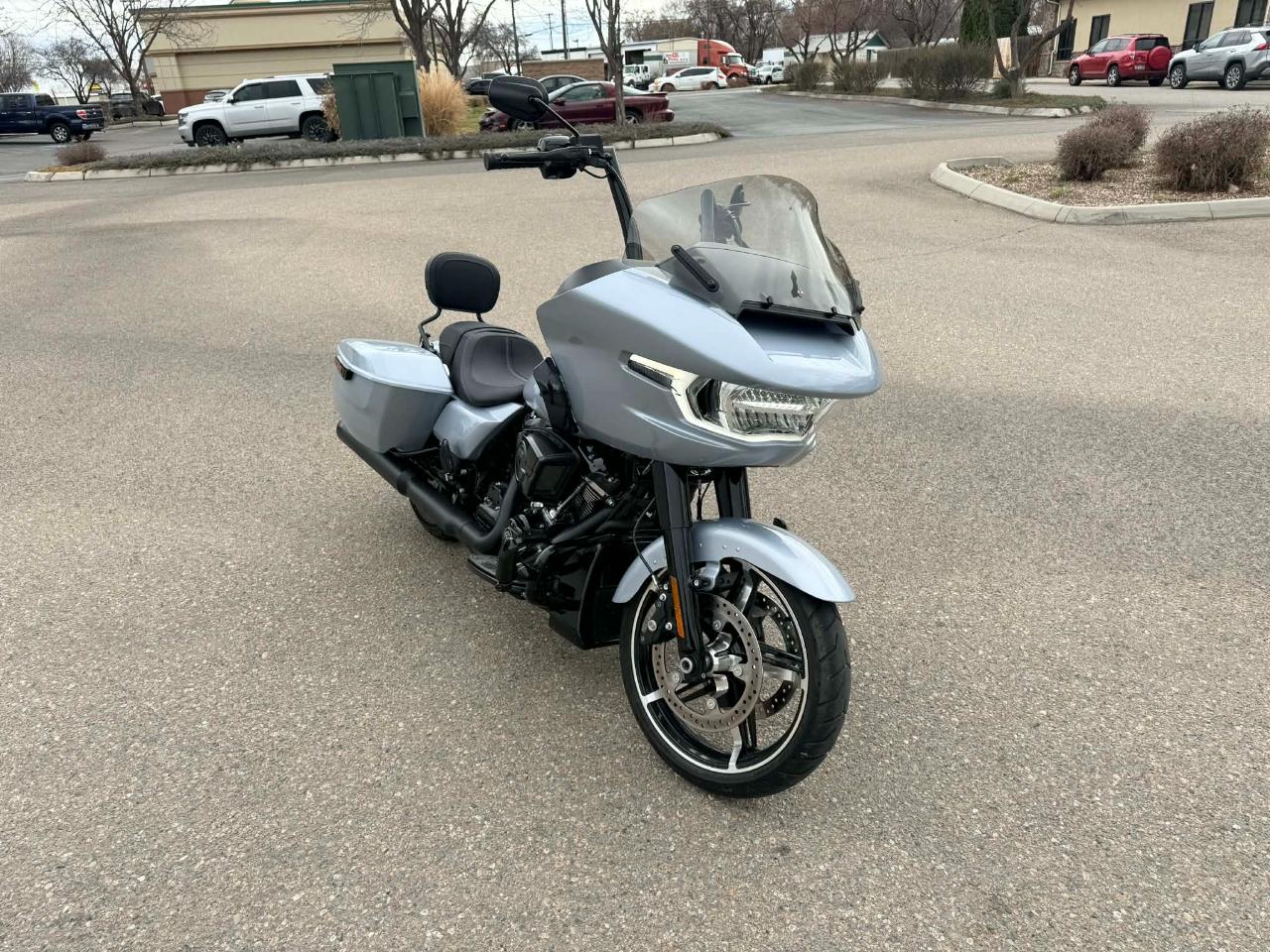 Harley-Davidson FLTRX  2024