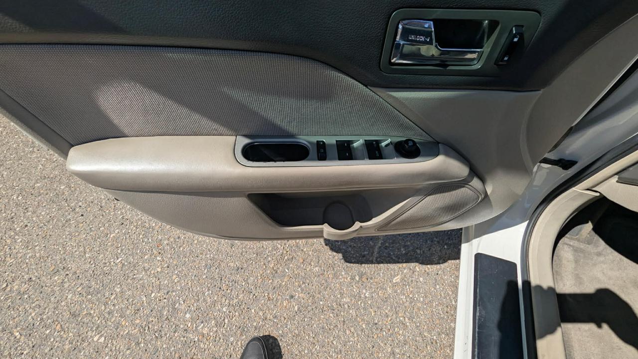 Ford Fusion Hybrid Hybrid 2012