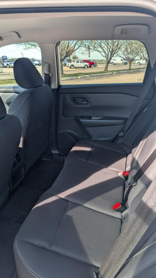 Nissan Rogue  2024