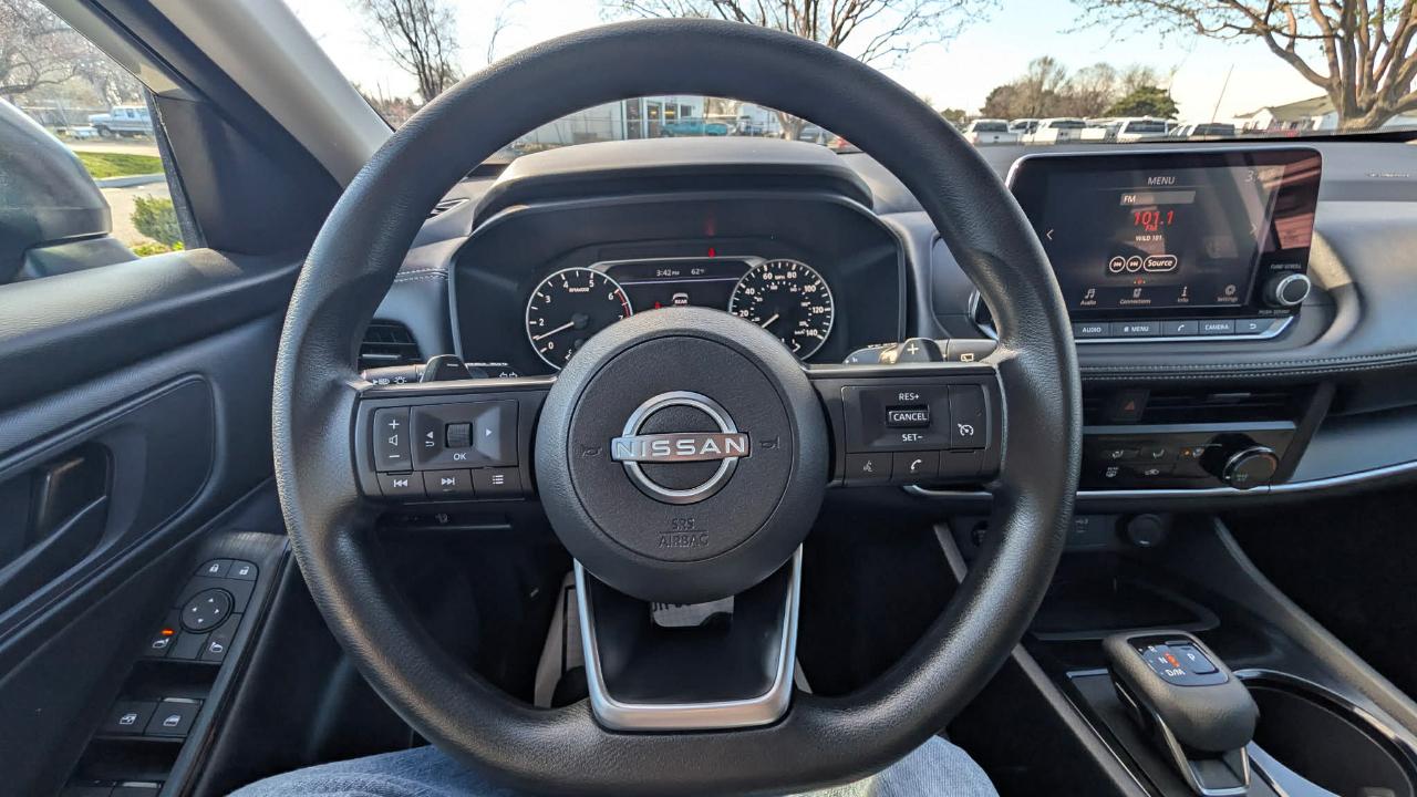 Nissan Rogue  2024