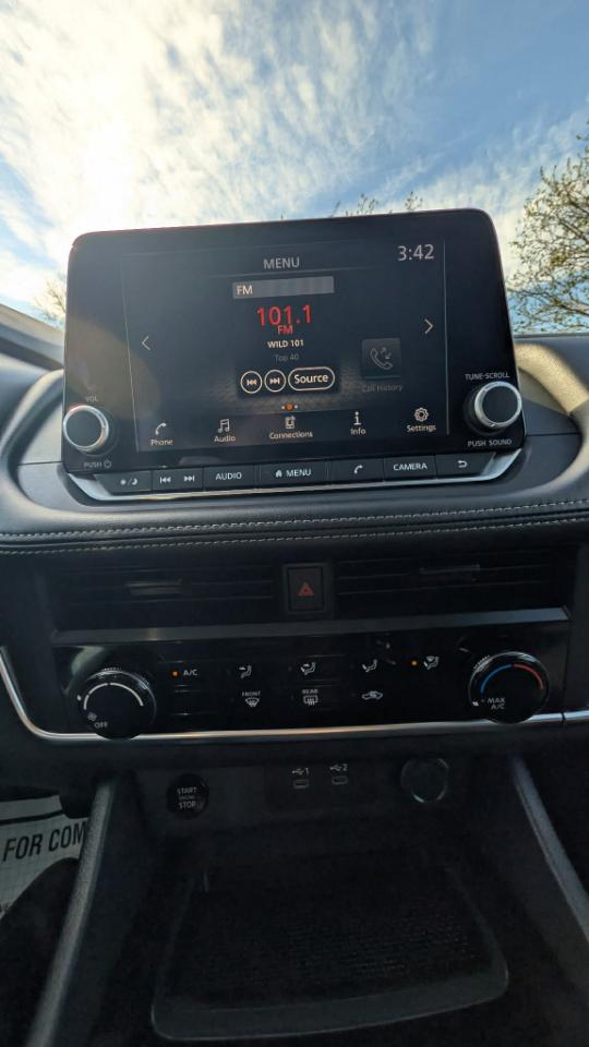 Nissan Rogue  2024