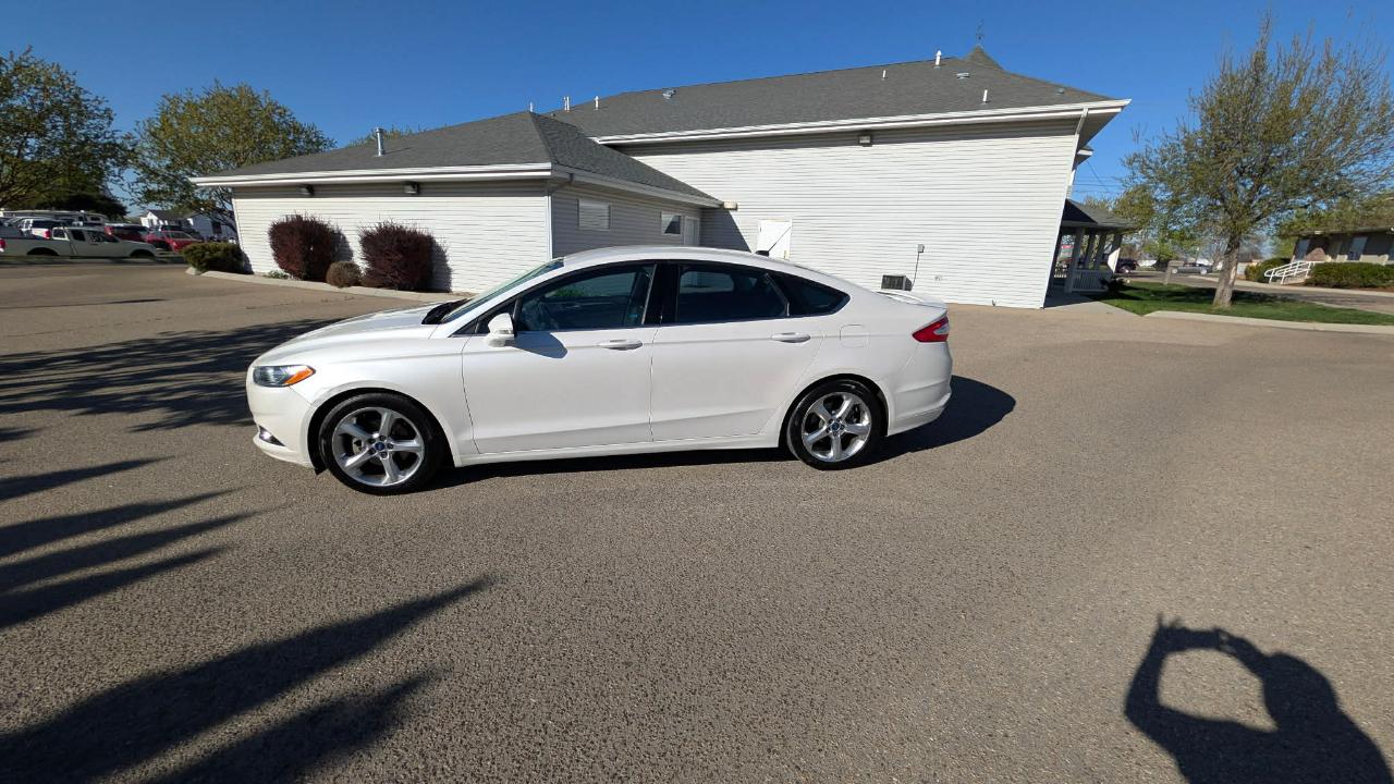 Ford Fusion SE 2014