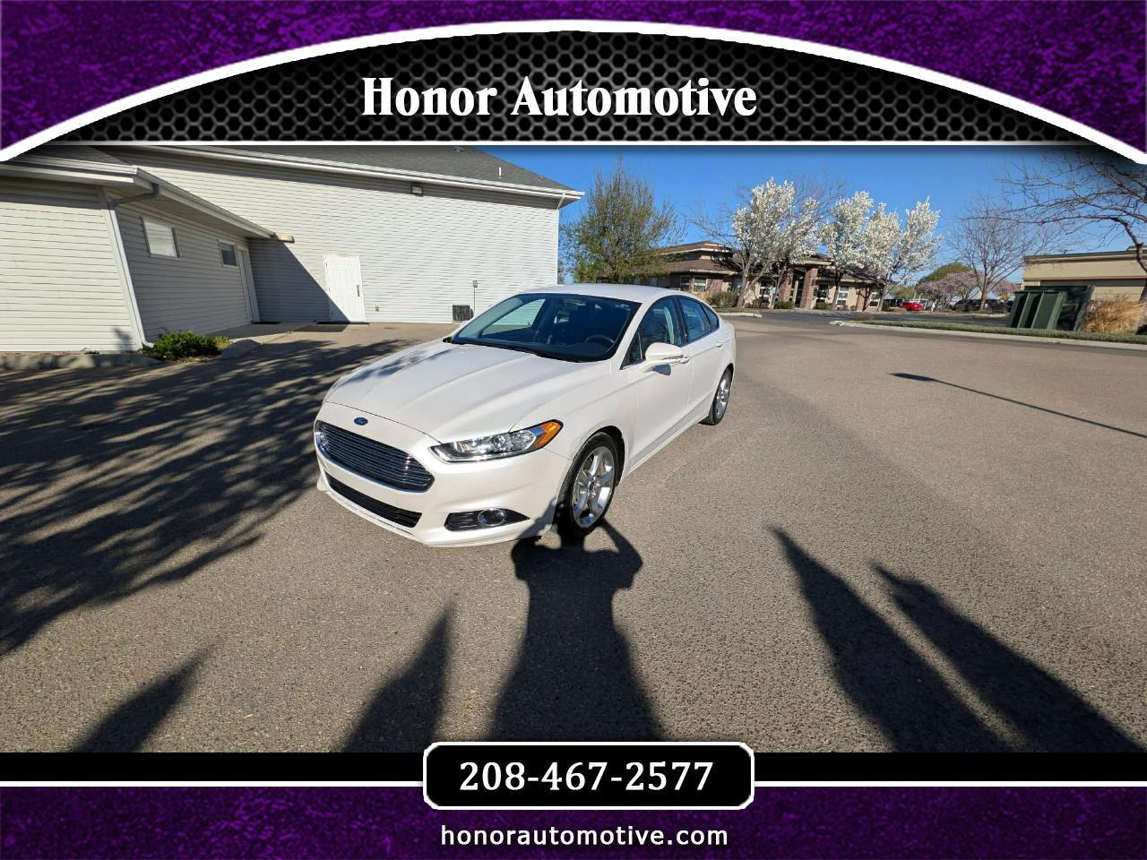 2014 Ford Fusion SE