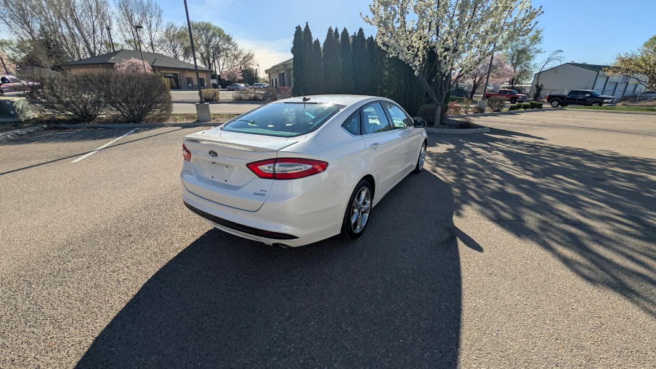 Ford Fusion SE 2014