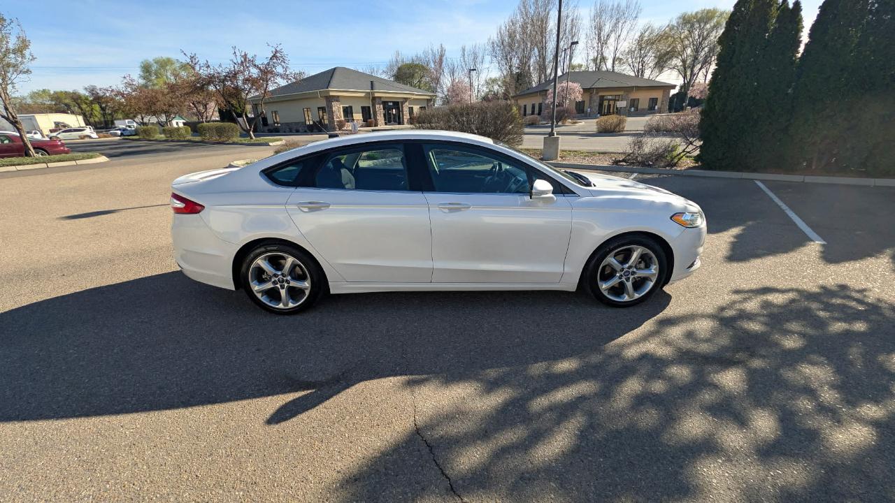 Ford Fusion SE 2014