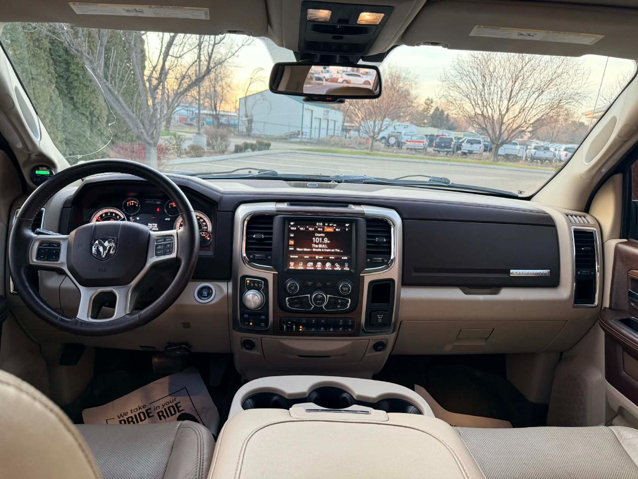 RAM 1500 Laramie 2015