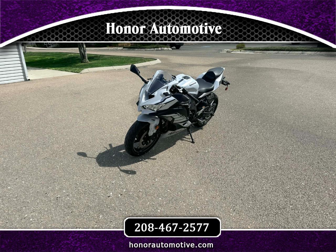 Kawasaki Ninja ZX-4RR  2025