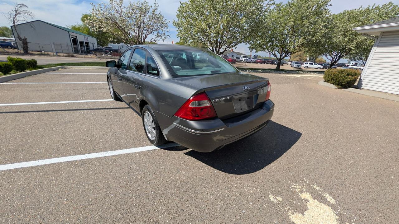 Ford Five Hundred SE 2005