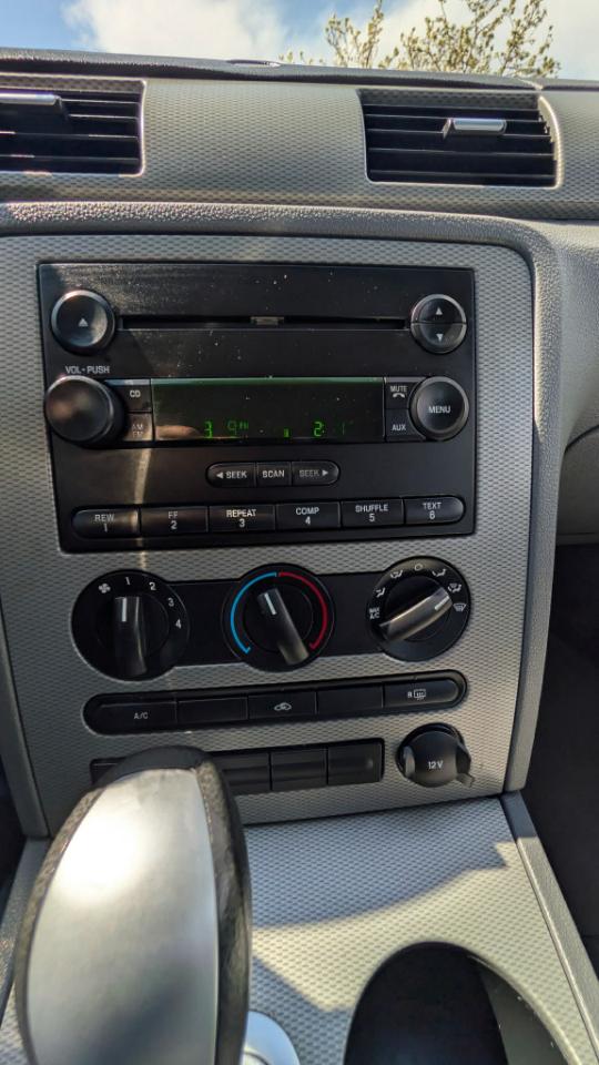 Ford Five Hundred SE 2005