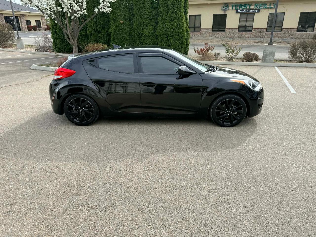 Hyundai Veloster  2016