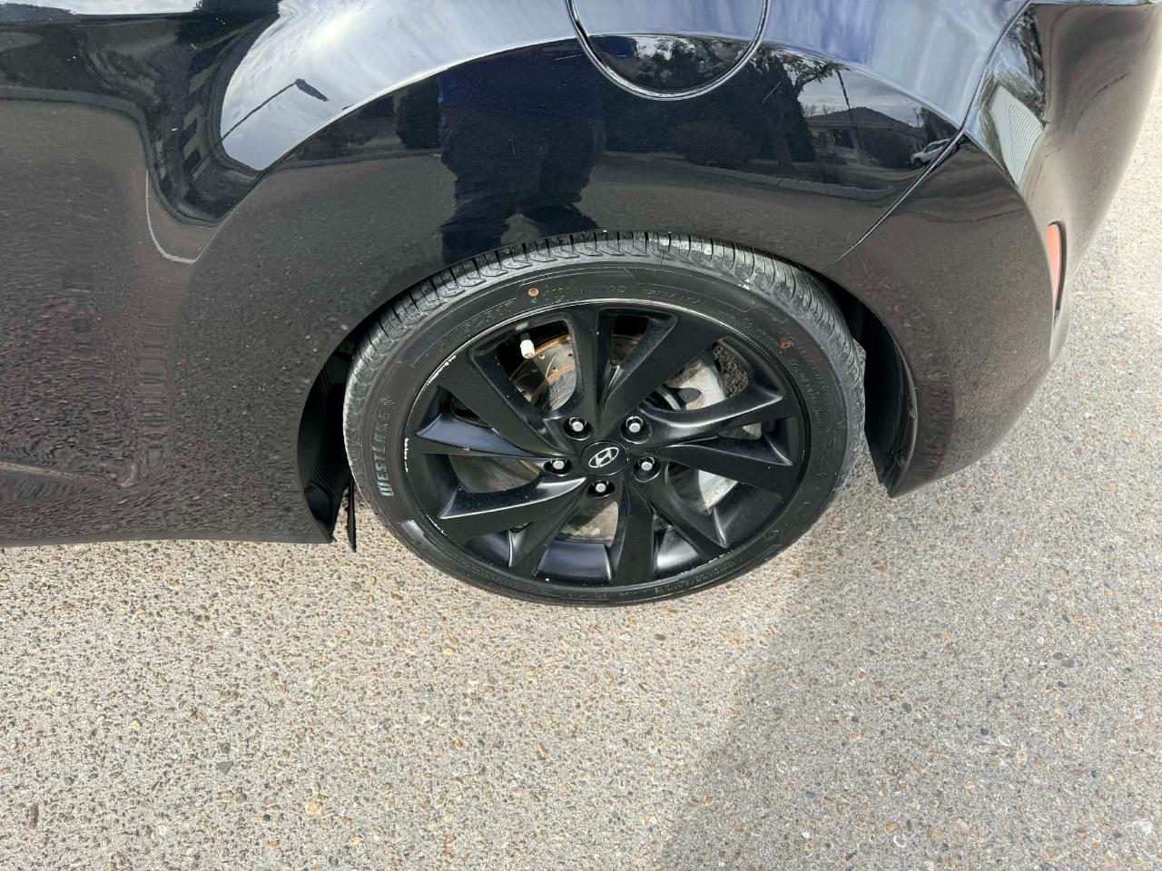 Hyundai Veloster  2016