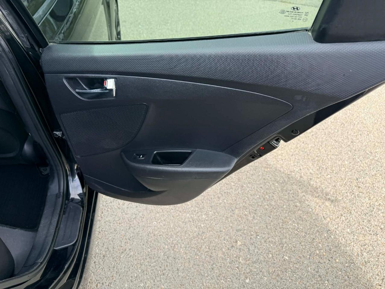 Hyundai Veloster  2016