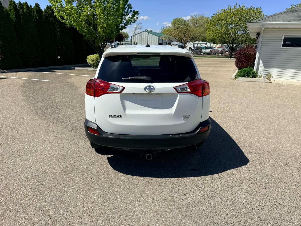 Toyota RAV4  2014