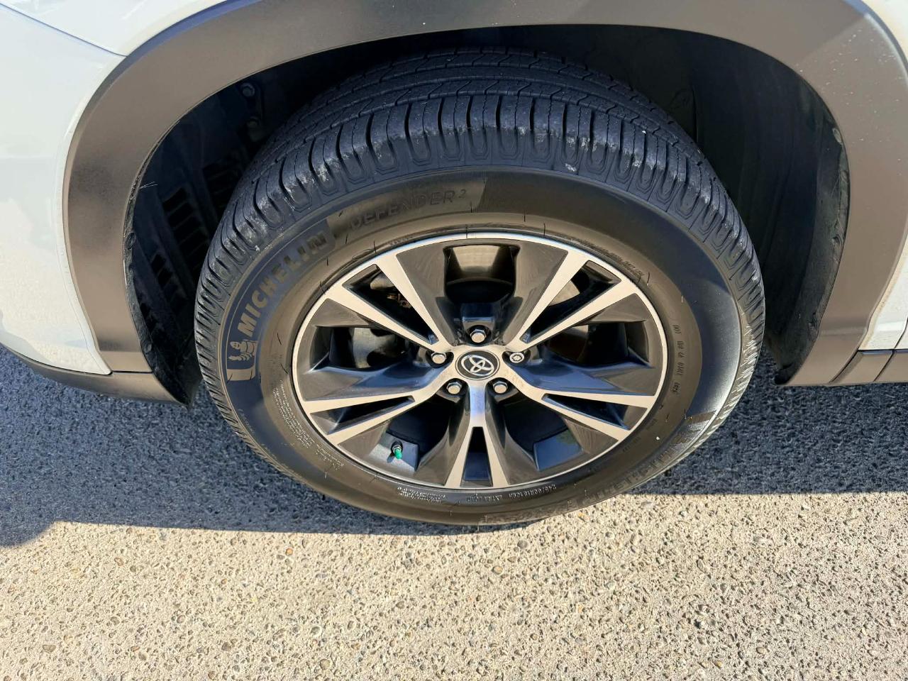 Toyota Highlander LE 2019