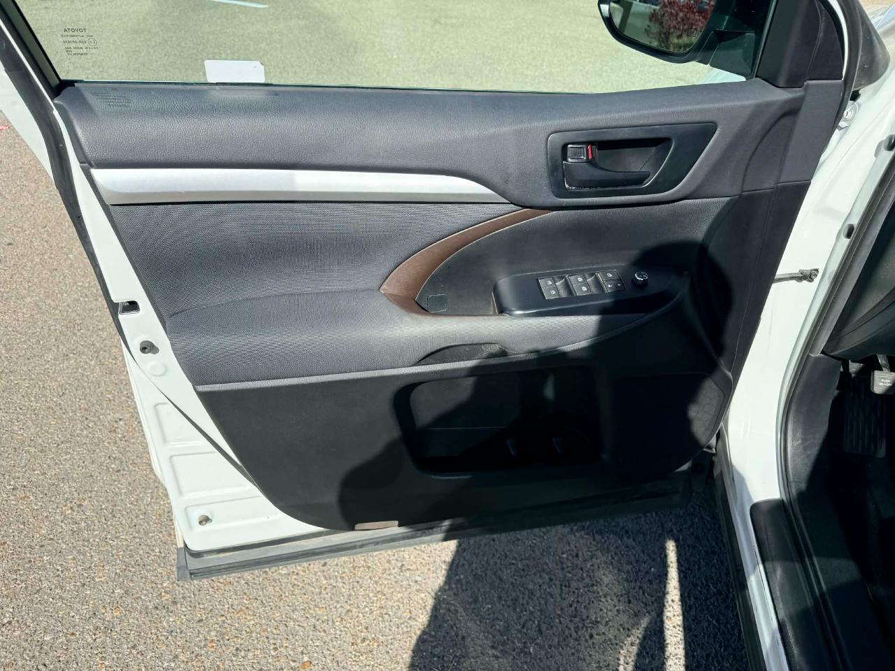 Toyota Highlander LE 2019