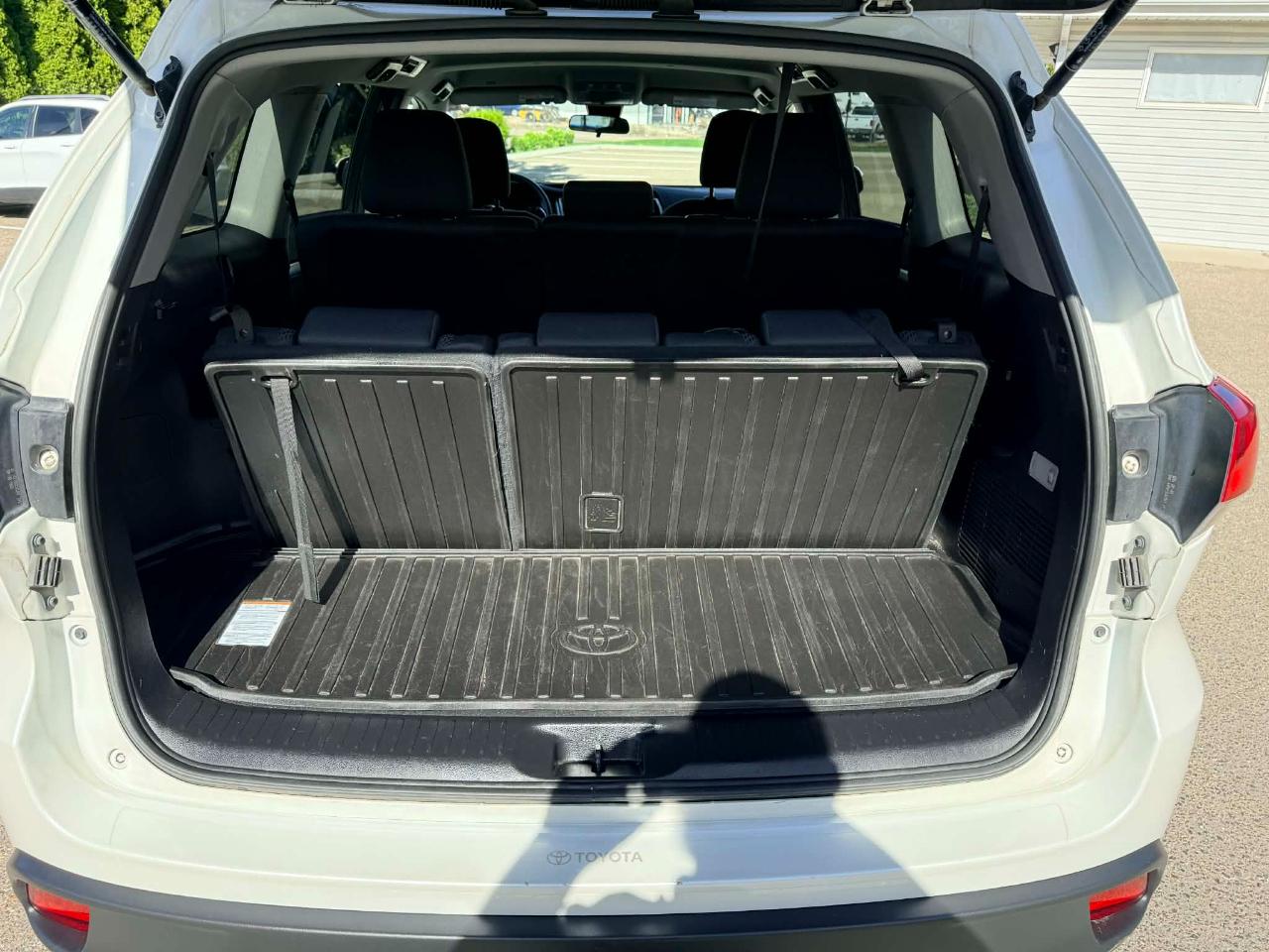 Toyota Highlander LE 2019