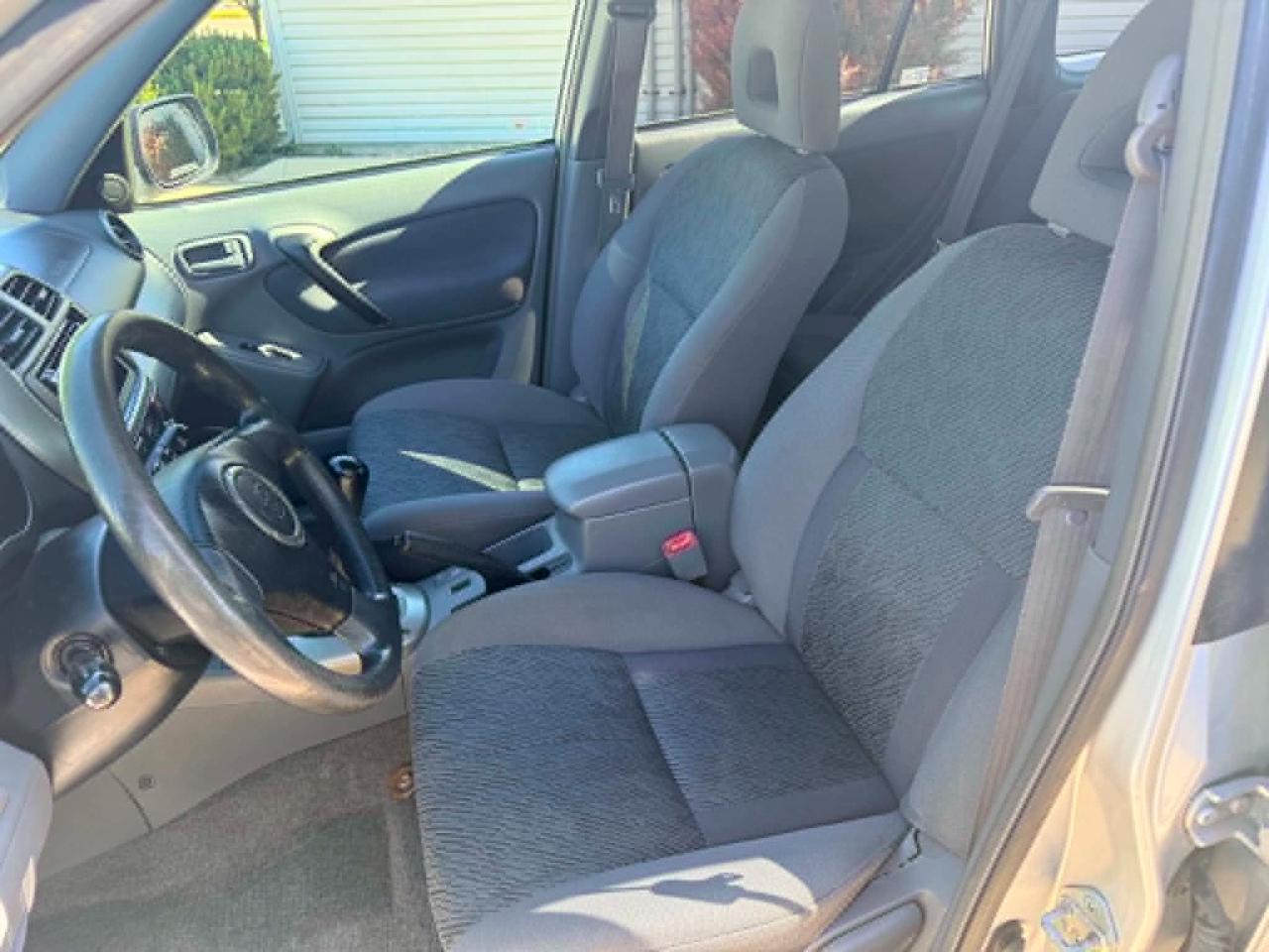 Toyota RAV4  2001
