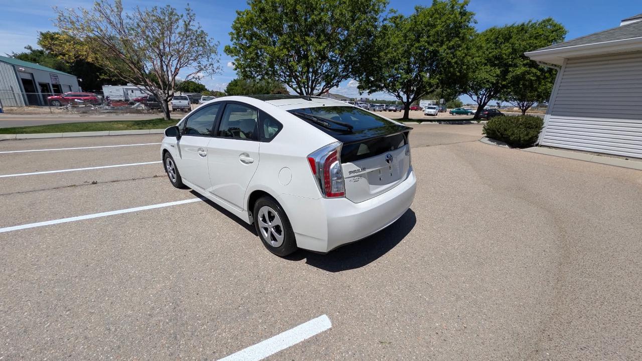 Toyota Prius 4-Door Liftback 2013