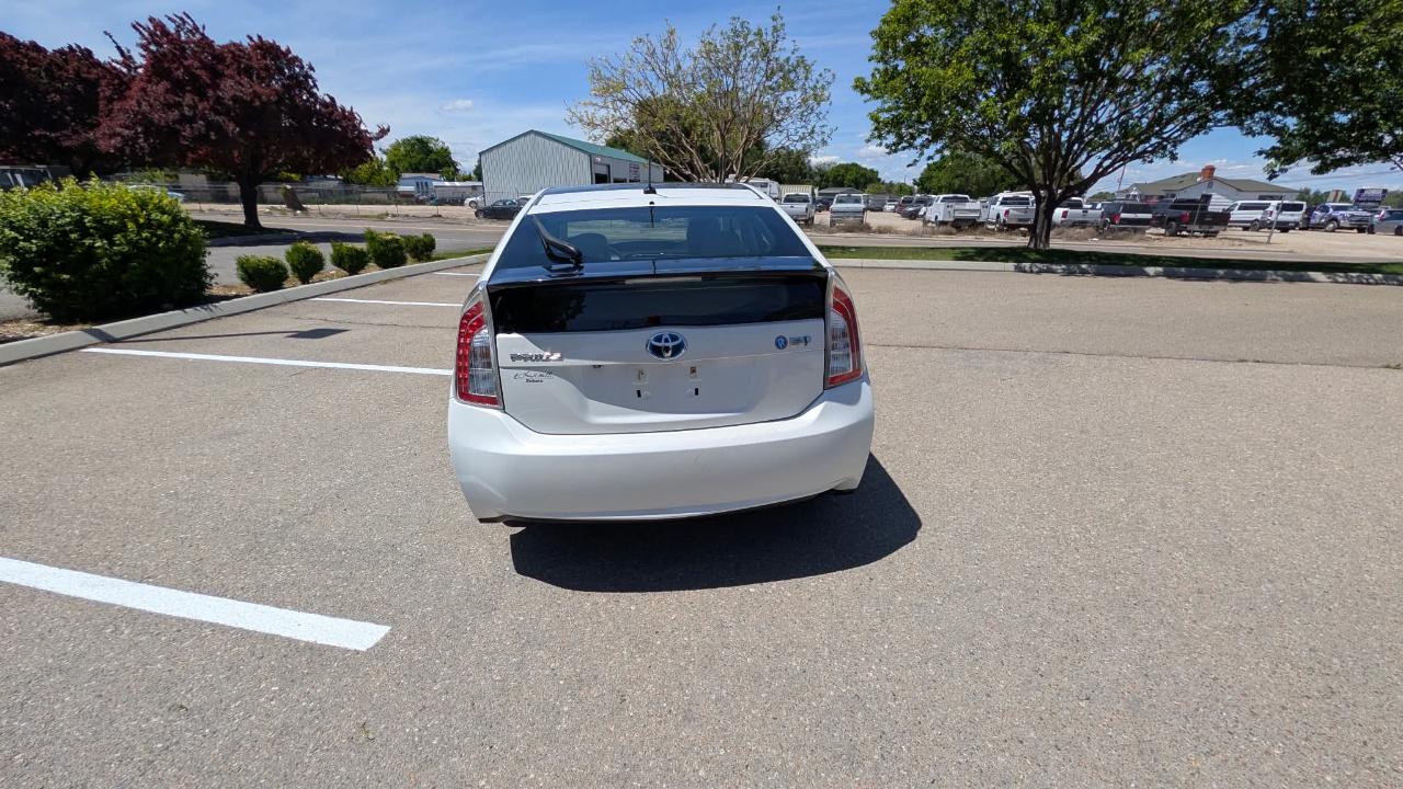 Toyota Prius 4-Door Liftback 2013
