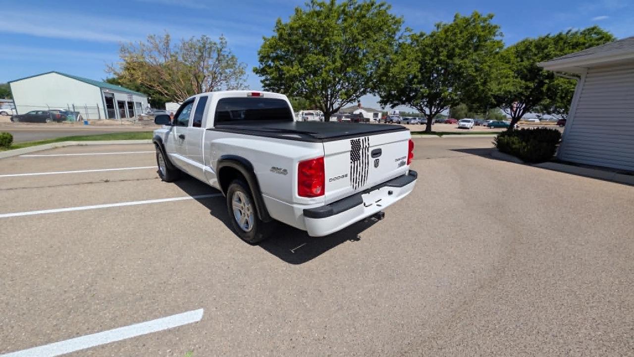 Dodge Dakota SLT 2011