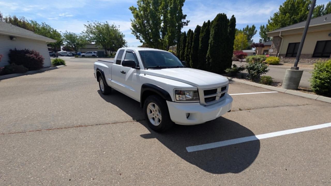 Dodge Dakota SLT 2011