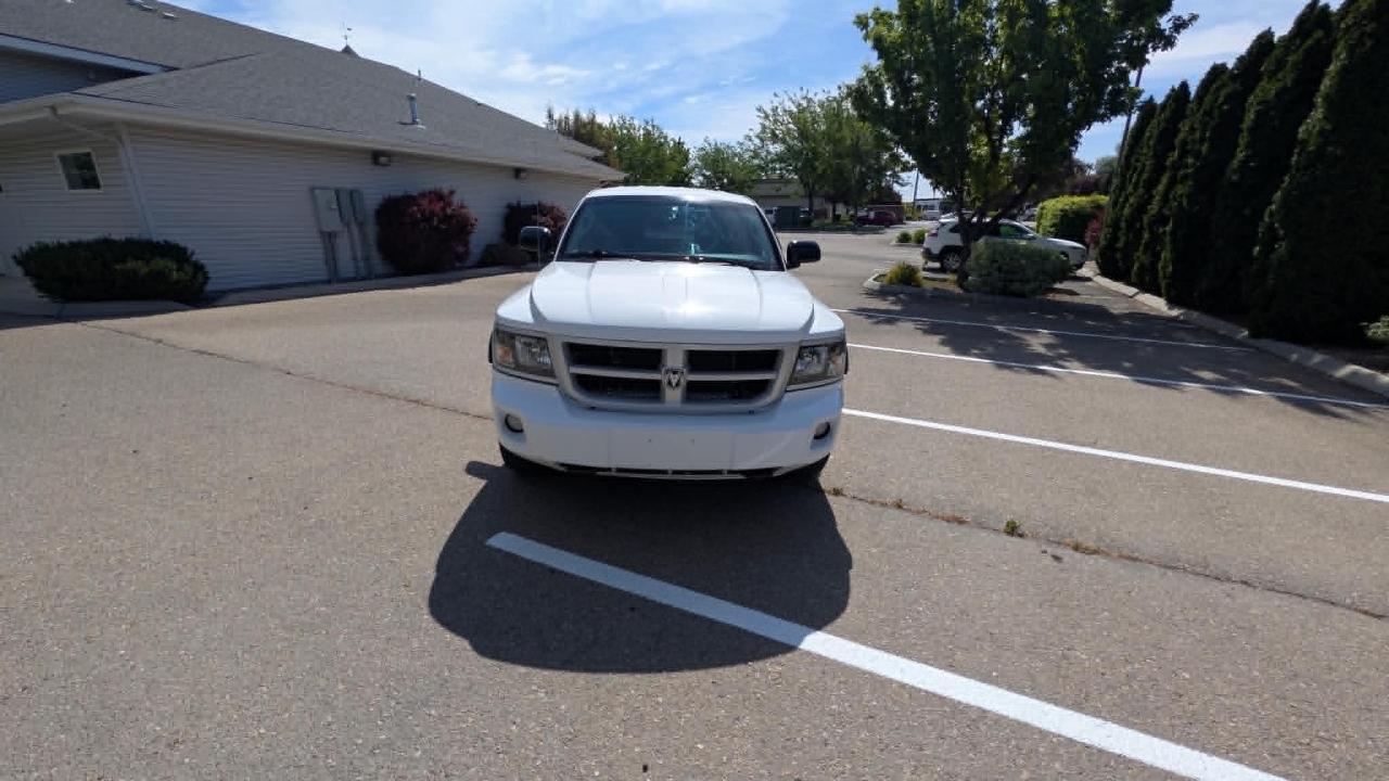 Dodge Dakota SLT 2011
