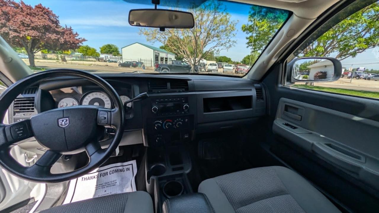 Dodge Dakota SLT 2011