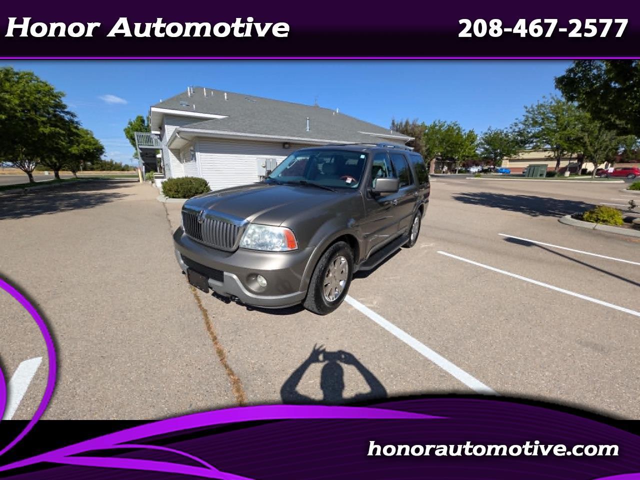 Lincoln Navigator 4dr 4WD Luxury 2004