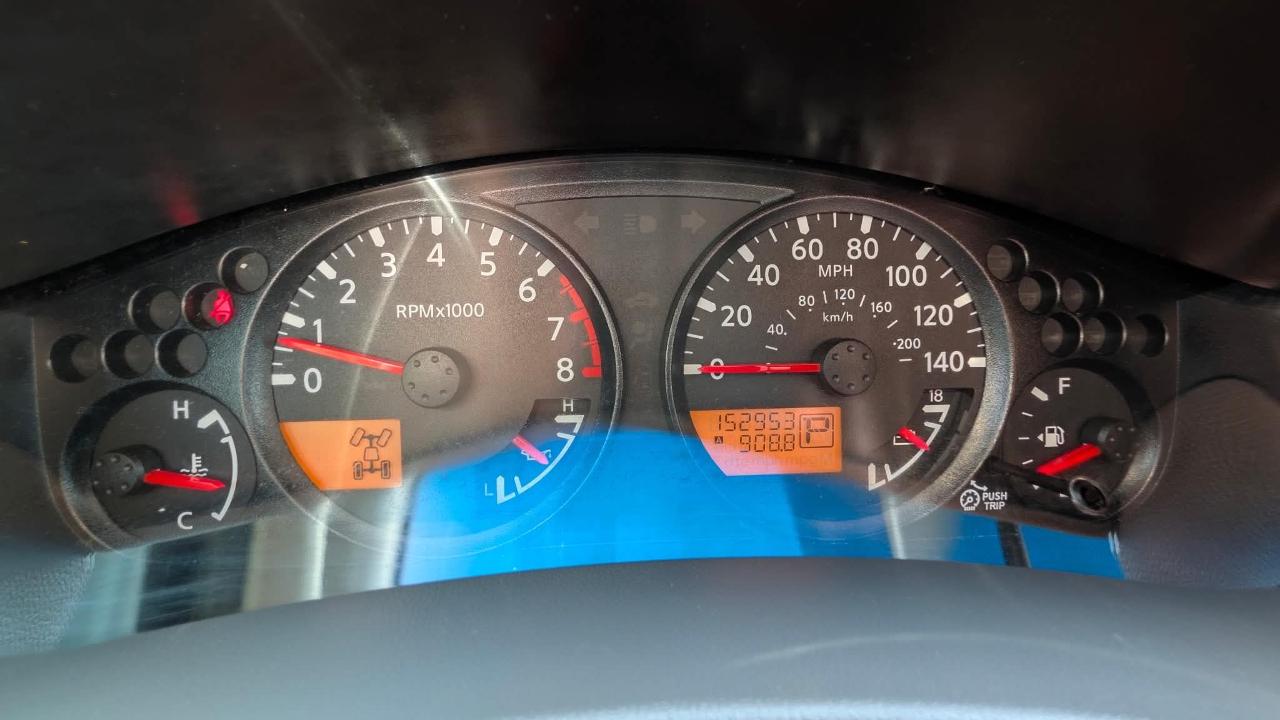 Nissan Xterra  2011
