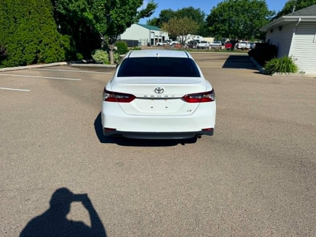 Toyota Camry  2021
