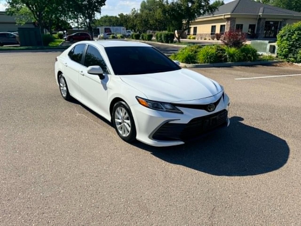 Toyota Camry  2021