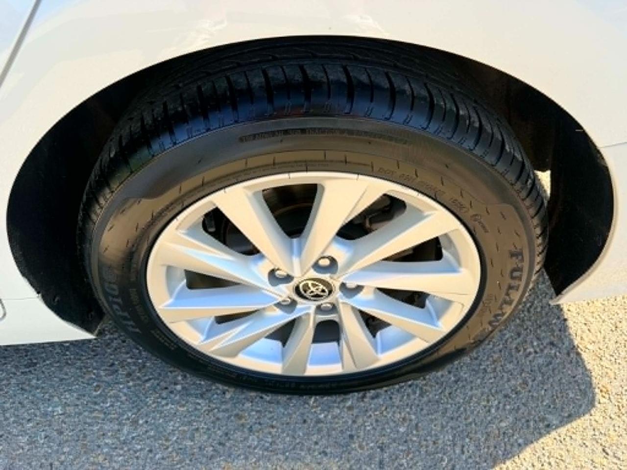 Toyota Camry  2021