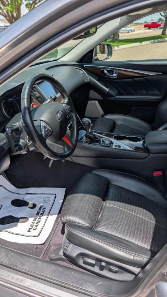 Infiniti Q50 Red Sport 400 2016