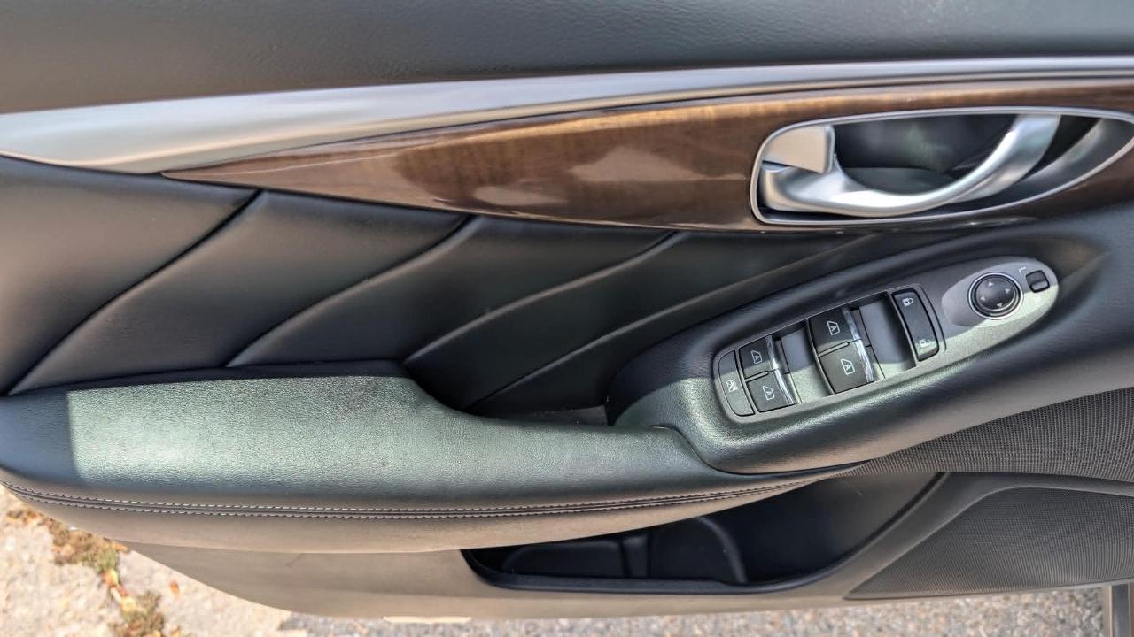 Infiniti Q50 Red Sport 400 2016