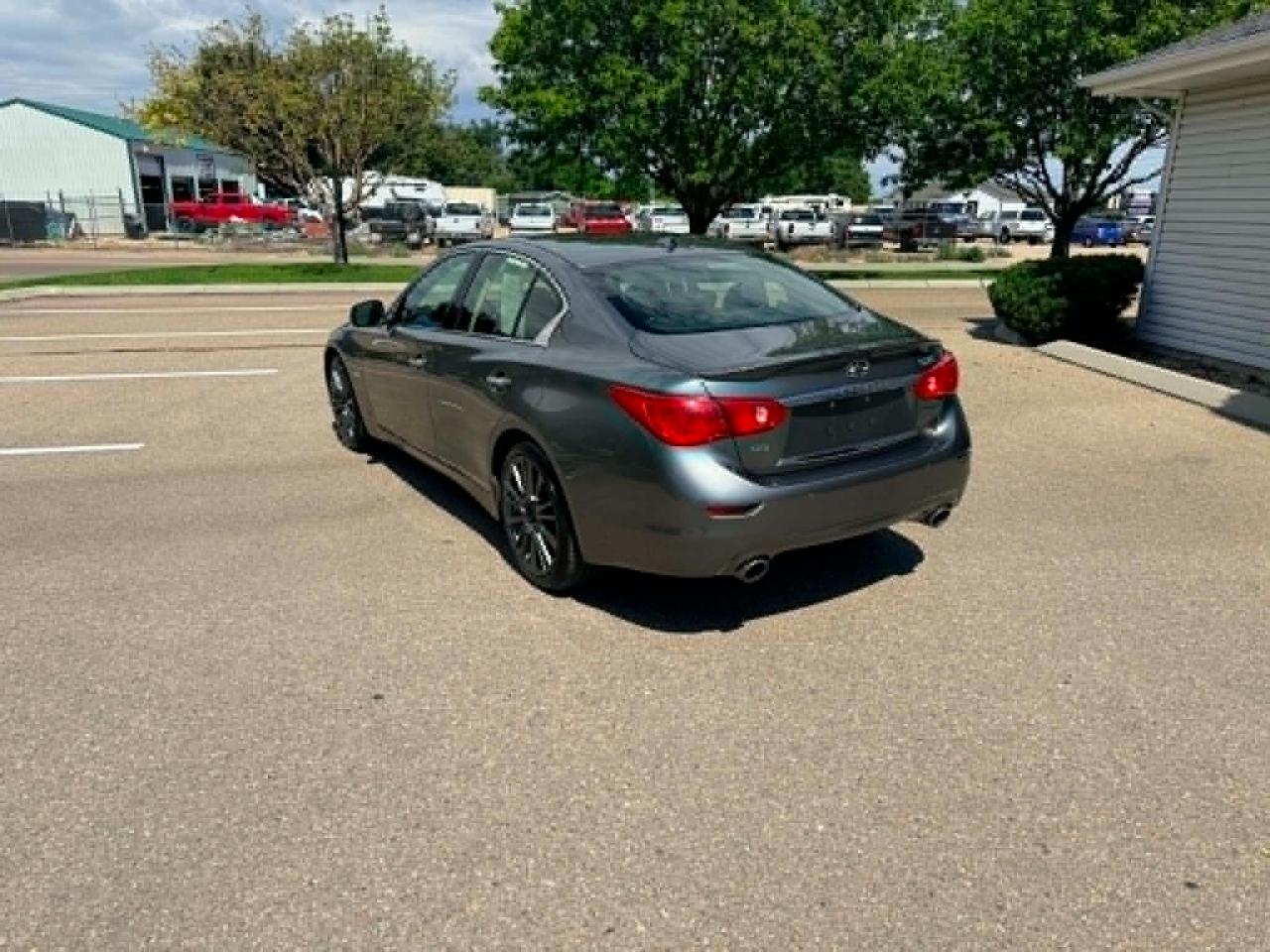 Infiniti Q50 Red Sport 400 2016