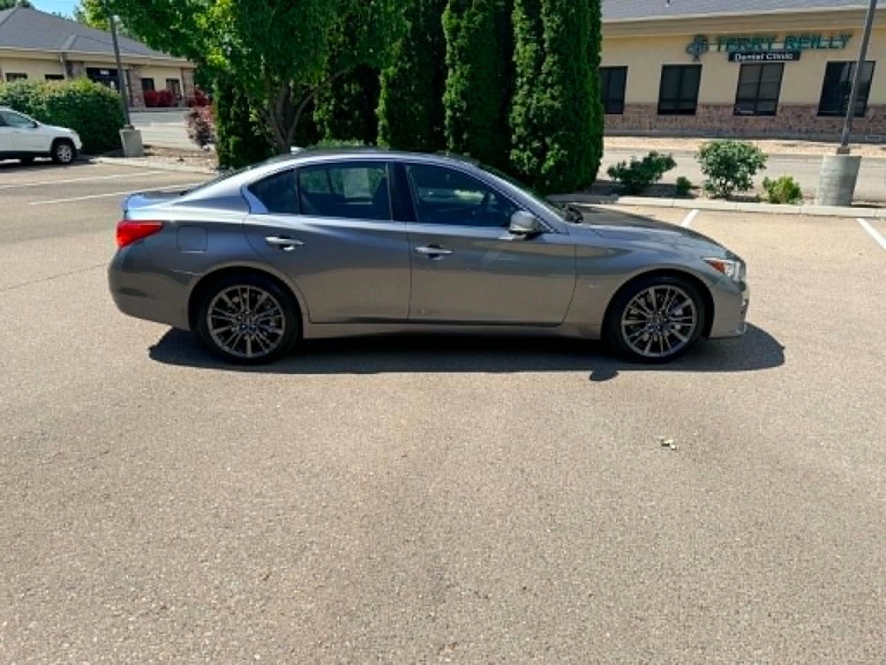 Infiniti Q50 Red Sport 400 2016