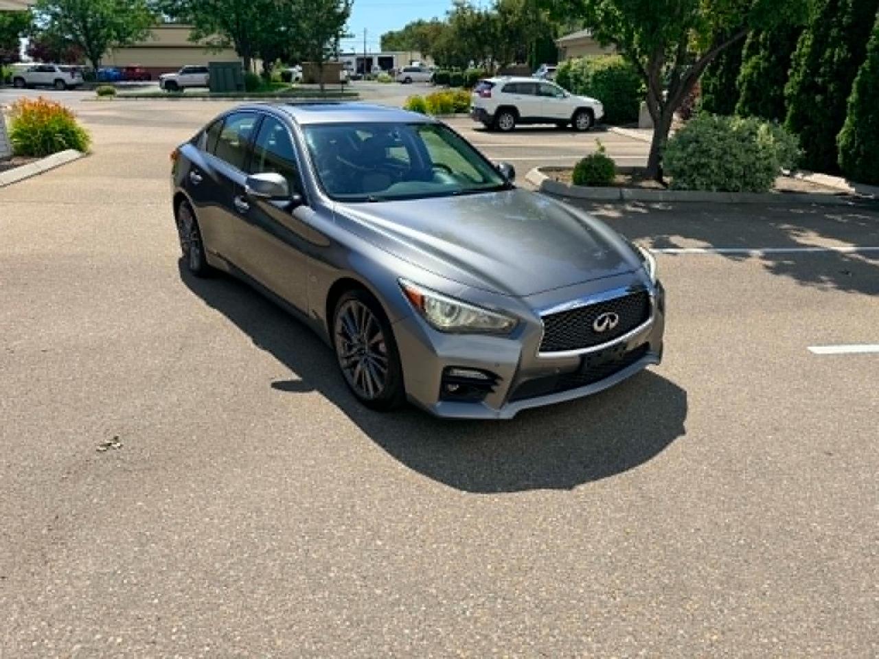 Infiniti Q50 Red Sport 400 2016