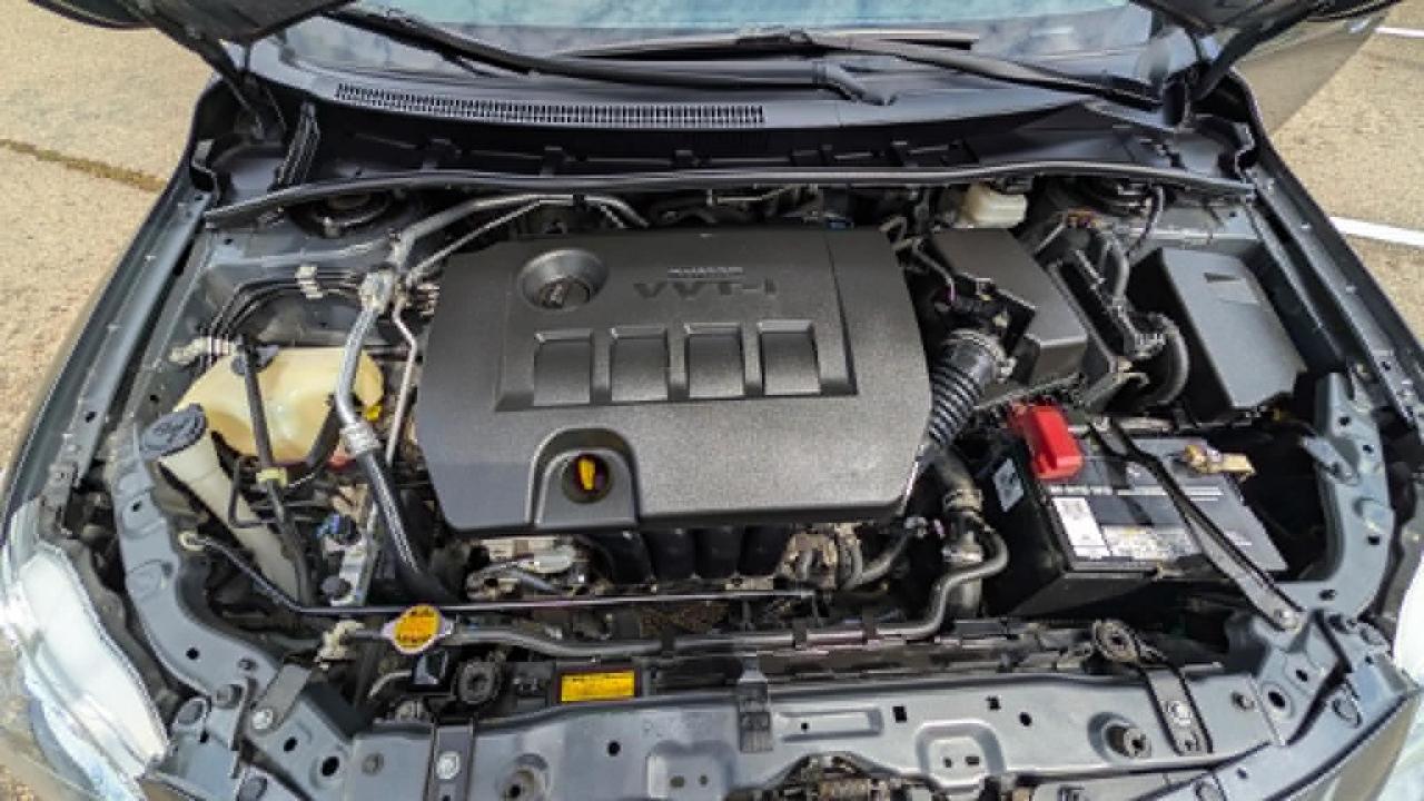 Toyota Corolla Base 2013