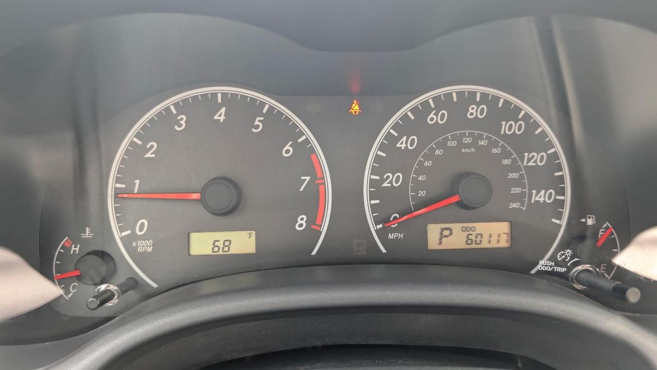 Toyota Corolla Base 2013