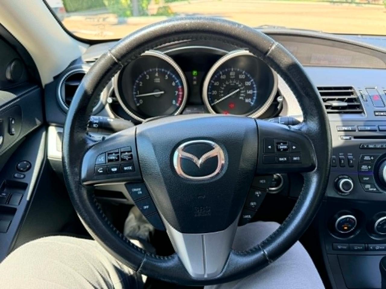 Mazda MAZDA3 i 2013