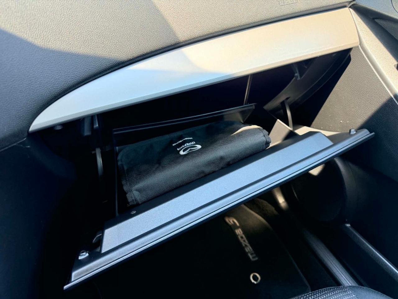 Mazda MAZDA3 i 2013