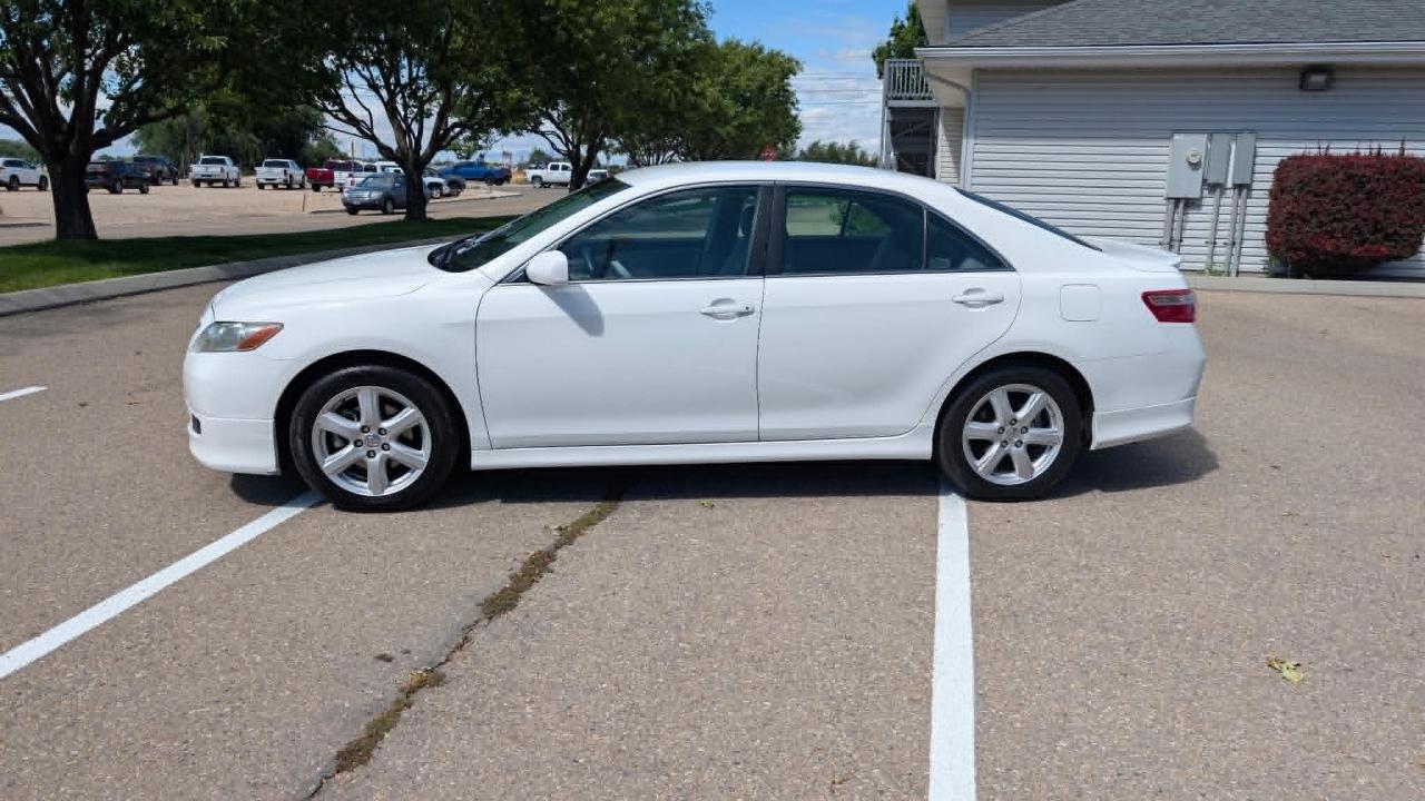 Toyota Camry 4dr Sdn I4 Auto SE (Natl) 2009